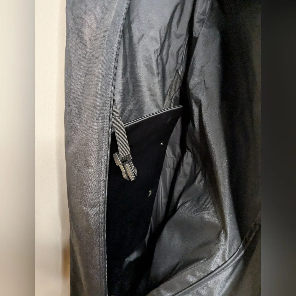 Datrek Golf Club Travel Case Carry Soft Rolling Flight Bag Black